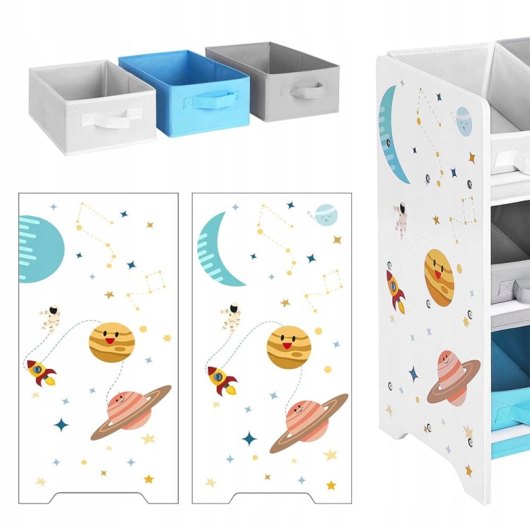 Półki z płyty wiórowej oraz kolorowe organizery.