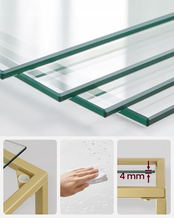 Zbliżenie na szklane półki regału