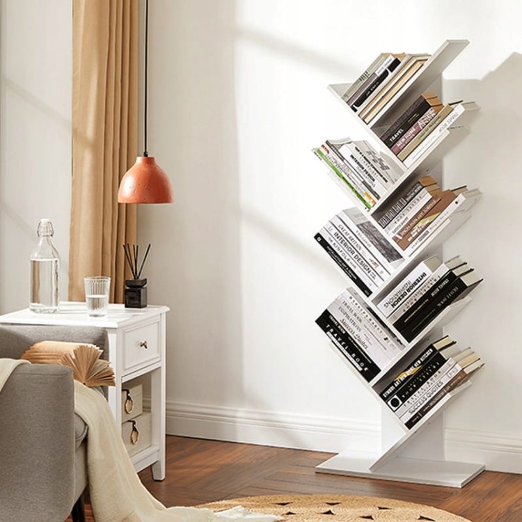 Regał drzewo do salonu – stylowa aranżacja regału 50 cm