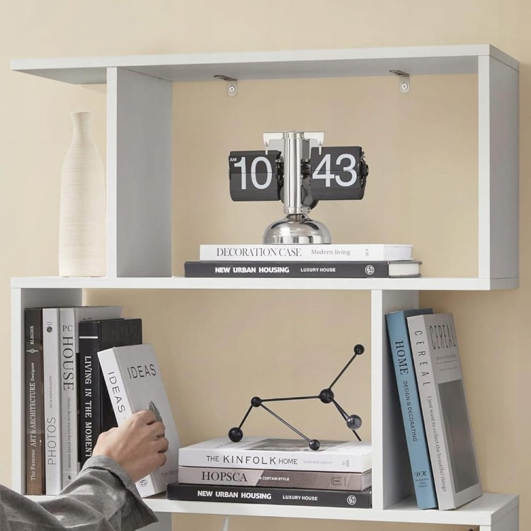 Przybliżenie na 2 mocowania, zapewniające stabilność.